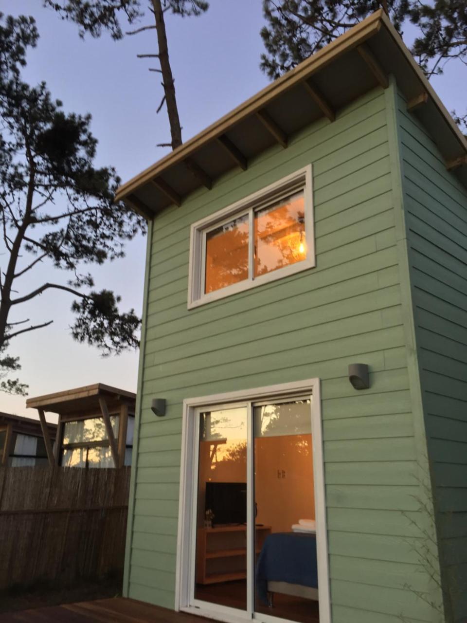 Koru House Hotel Punta Del Diablo Exterior photo